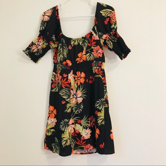 NWT ALOHA LEI MINI DRESS Floral Puff Sleeve - Picture 6 of 8